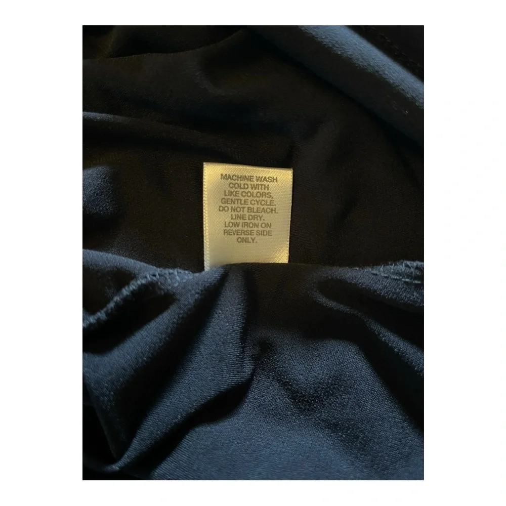 Dressbarn NWT Black Blouse With Asymmetric Hem. Adorable and flattering top!! - Picture 8 of 8